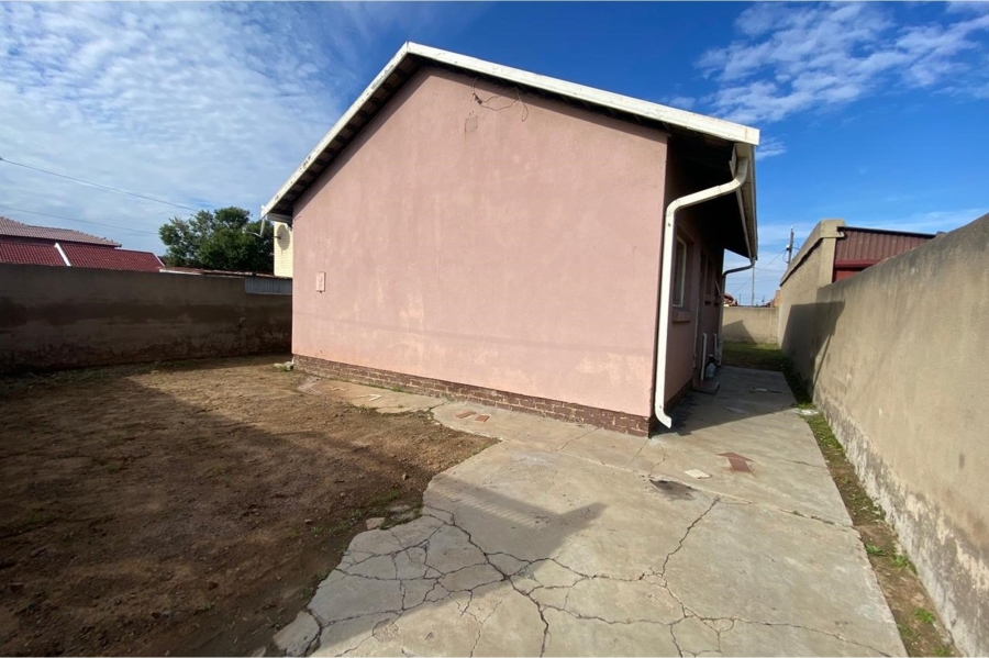 2 Bedroom Property for Sale in Zamdela Free State
